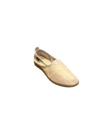 AKDAM HAKİKİ DERİ KADIN KAUÇUK TABANLI TAVAF AYAKKABI