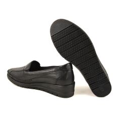 FORELLİ KADIN DERİ AYAKKABI